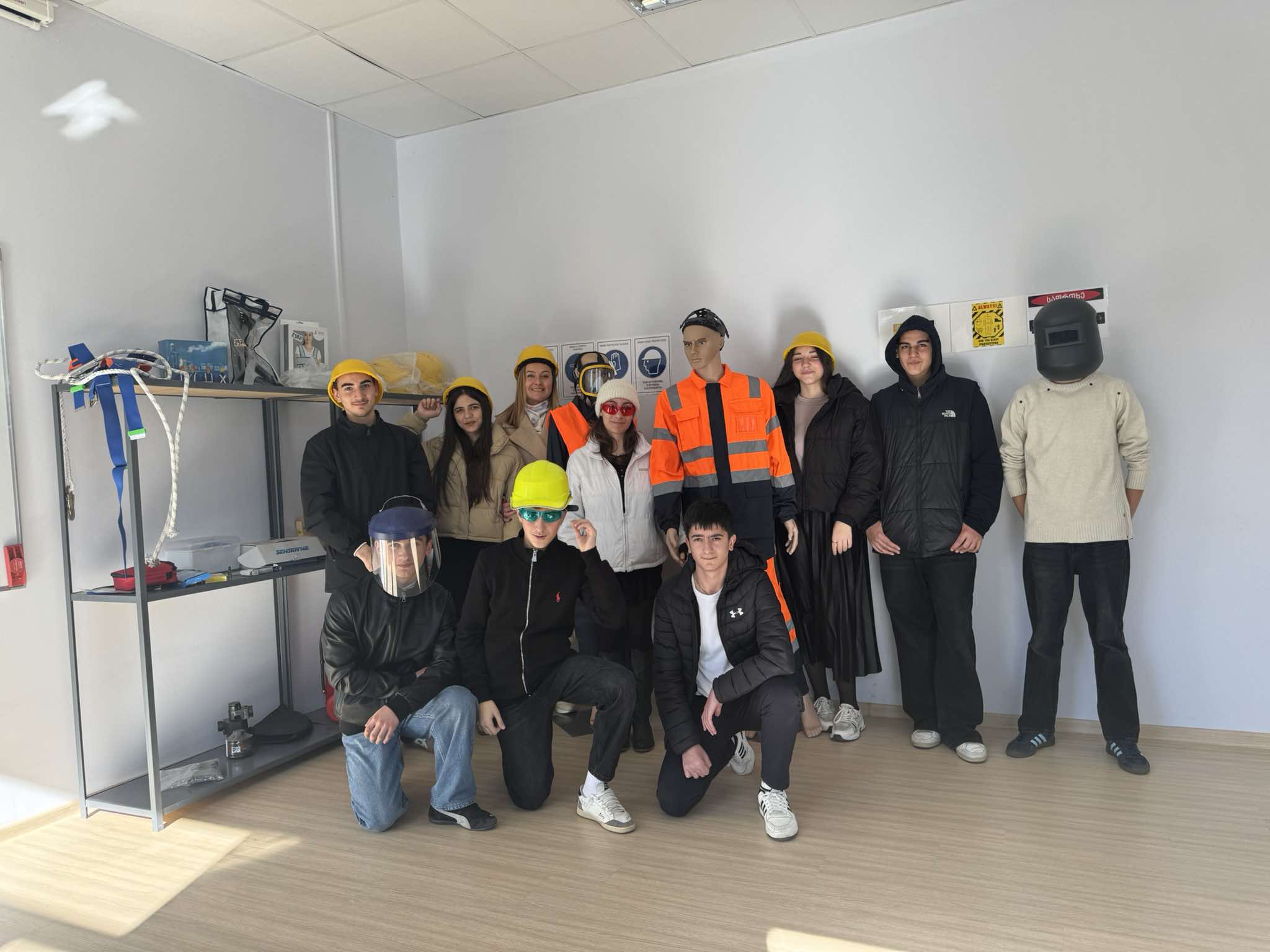 ა(ა)იპ სარკინიგზო ტრანსპორტის კოლეჯმა სკოლის მოსწავლეებს უმასპინძლა